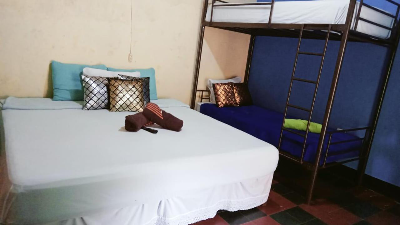 Hotel City Of Dreams Antigua ภายนอก รูปภาพ